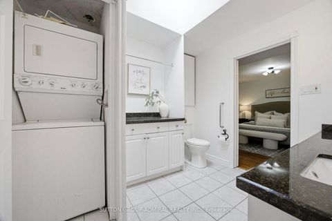 Photo 27 at 138 Kennard Avenue, Bathurst Manor, Toronto