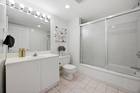 Photo 31 at 138 Kennard Avenue, Bathurst Manor, Toronto