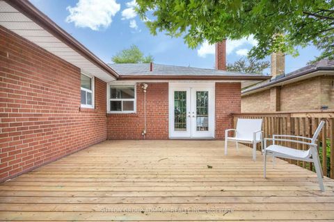 Photo 38 at 138 Kennard Avenue, Bathurst Manor, Toronto