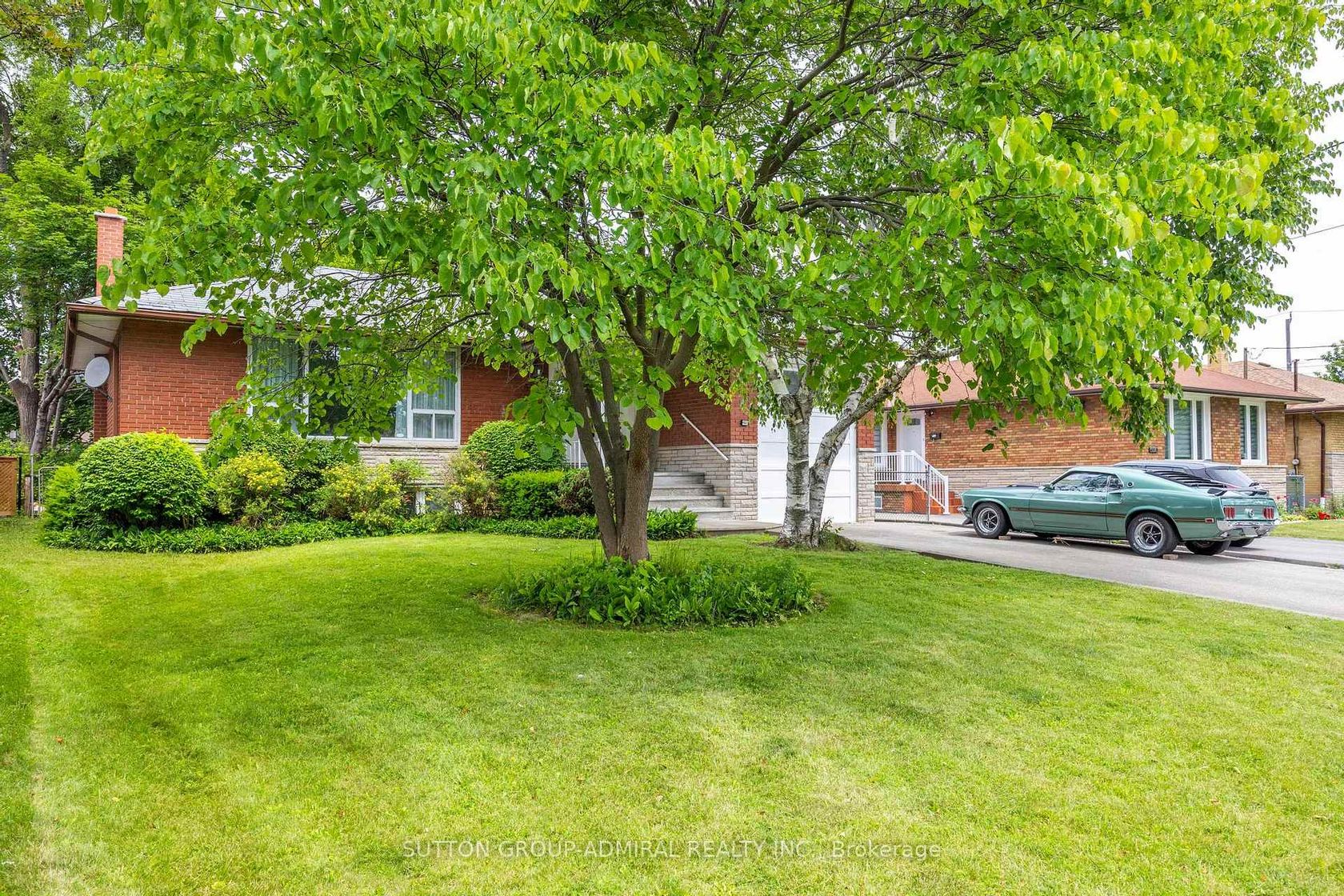 138 Kennard Avenue, Bathurst Manor, Toronto 