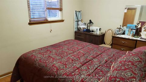 Photo 40 at 12 Bamford Crescent, Black Creek, Toronto