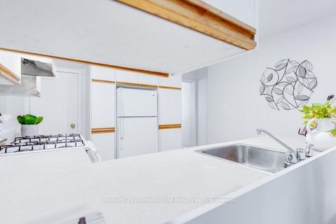 Photo 15 at 93 Muriel Avenue N, Danforth, Toronto