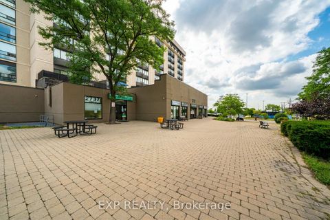 Photo 4 at 312 - 2737 Keele Street, CFB, Toronto
