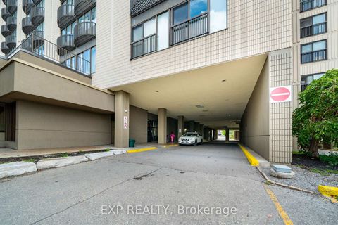 Photo 5 at 312 - 2737 Keele Street, CFB, Toronto
