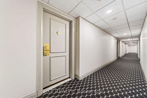 Photo 10 at 312 - 2737 Keele Street, CFB, Toronto