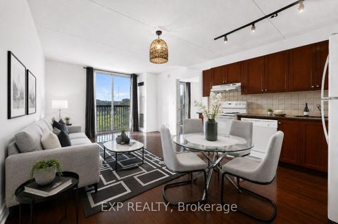 Photo 16 at 312 - 2737 Keele Street, CFB, Toronto