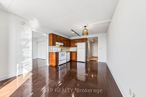 Photo 19 at 312 - 2737 Keele Street, CFB, Toronto