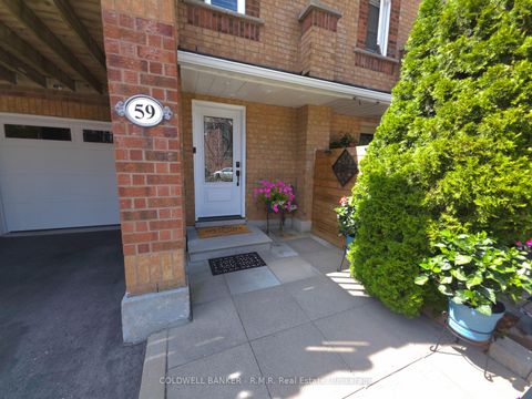 Photo 1 at 59 - 2 Hedge End Road, Rouge E11, Toronto