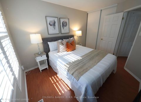 Photo 15 at 59 - 2 Hedge End Road, Rouge E11, Toronto