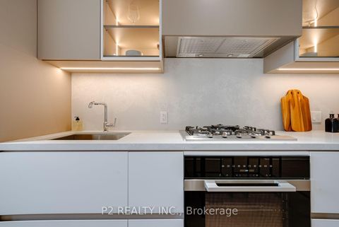 Photo 3 at 409 - 2 Forest Hill Road, Casa Loma, Toronto