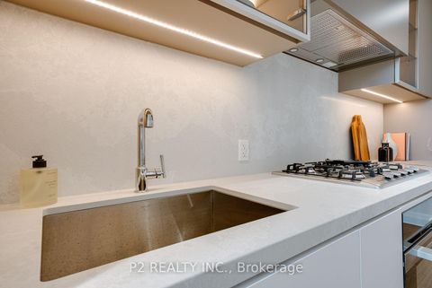 Photo 4 at 409 - 2 Forest Hill Road, Casa Loma, Toronto