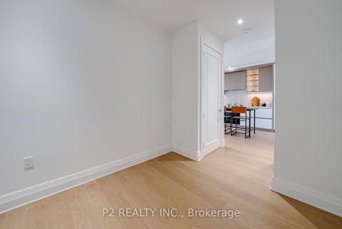 Photo 19 at 409 - 2 Forest Hill Road, Casa Loma, Toronto