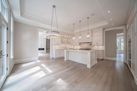Photo 17 at 9 Saintfield Avenue, York Mills, Toronto