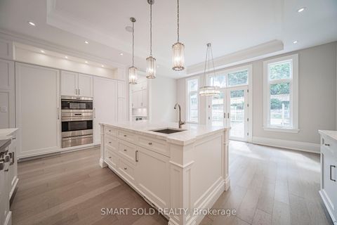 Photo 22 at 9 Saintfield Avenue, York Mills, Toronto