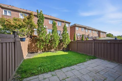 Photo 32 at 384 William Dunn Crescent, Summerhill Estates, Newmarket
