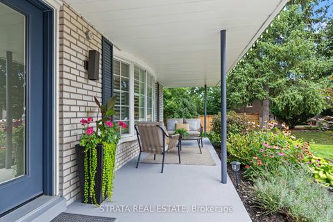 Photo 2 at 36 Hawthorne Road, The Westway, Toronto