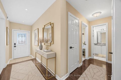Photo 4 at 17 - 520 Silken Laumann Drive, Wyndham, Newmarket