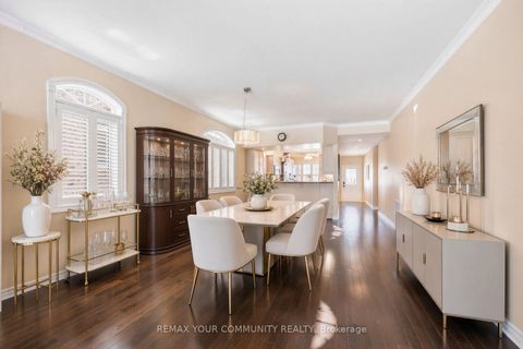 Photo 10 at 17 - 520 Silken Laumann Drive, Wyndham, Newmarket