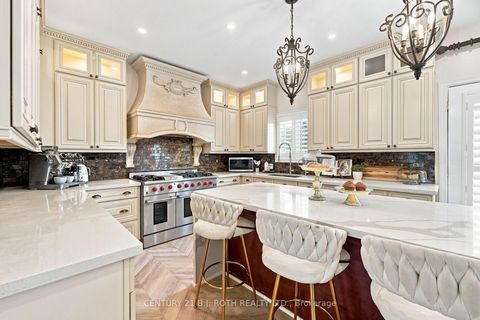 Photo 8 at 134 Sandringham Drive, Shore, Barrie