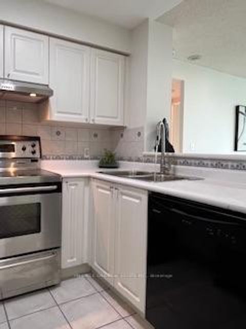 Photo 5 at Ph101 - 11 Lee Centre Drive, Woburn, Toronto