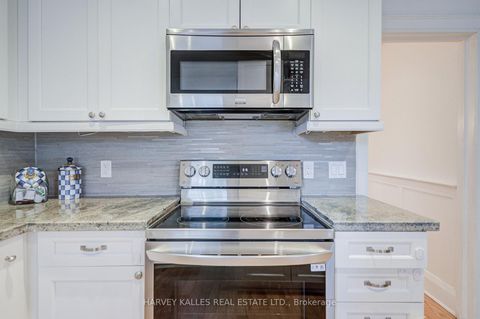 Photo 14 at 164 Douglas Avenue, Lawrence Park South, Toronto