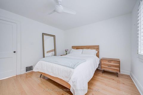 Photo 20 at 164 Douglas Avenue, Lawrence Park South, Toronto