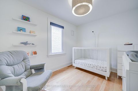 Photo 24 at 164 Douglas Avenue, Lawrence Park South, Toronto