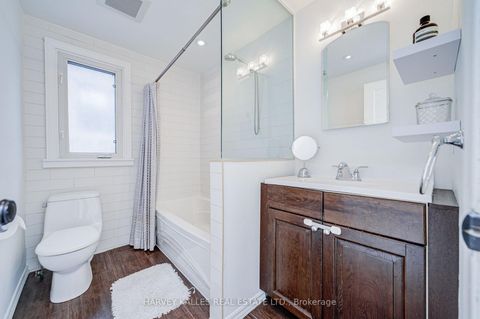 Photo 26 at 164 Douglas Avenue, Lawrence Park South, Toronto