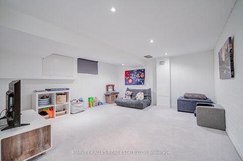 Photo 27 at 164 Douglas Avenue, Lawrence Park South, Toronto