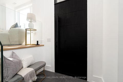 Photo 2 at 104 Yardley Avenue, Parkview, Toronto