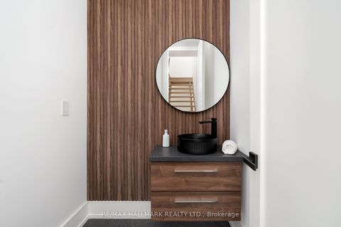 Photo 3 at 104 Yardley Avenue, Parkview, Toronto