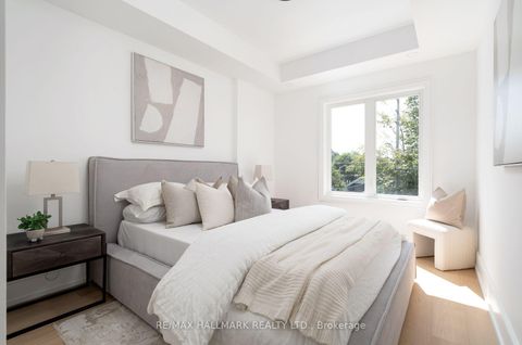 Photo 34 at 104 Yardley Avenue, Parkview, Toronto