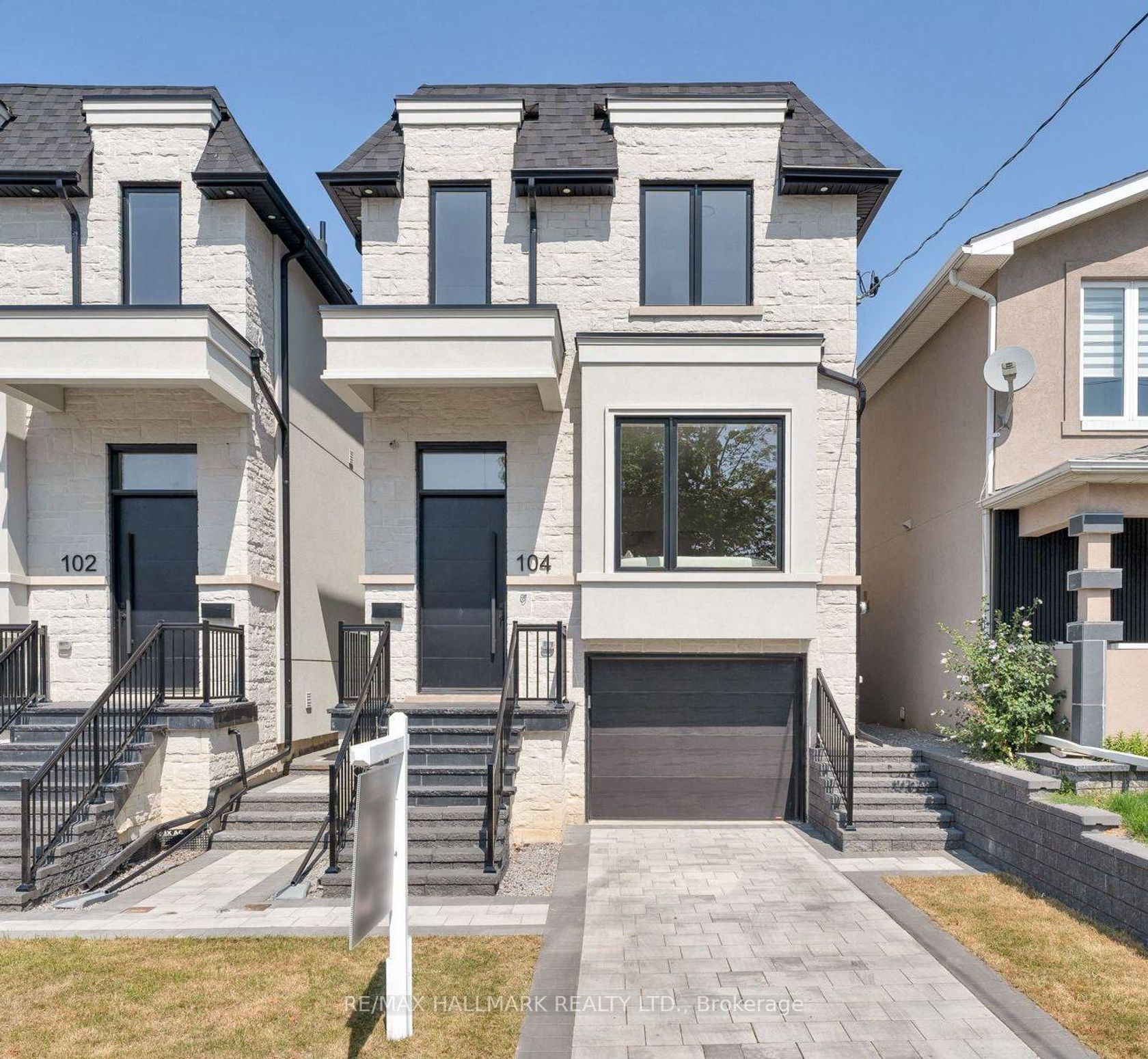 104 Yardley Avenue, Parkview, Toronto 