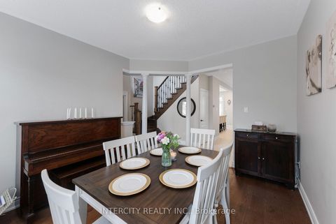 Photo 20 at 37 Redfinch Crescent, Vellore Village, Vaughan