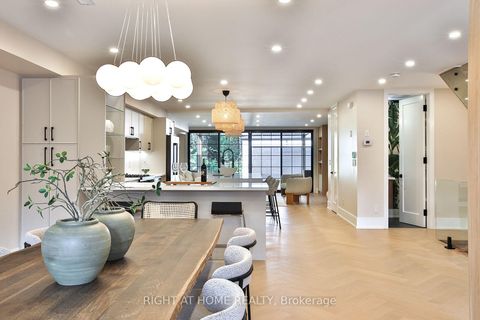 Photo 9 at 106 Eastbourne Avenue, Eglinton, Toronto