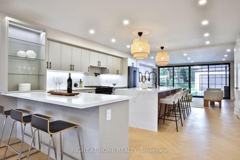 Photo 11 at 106 Eastbourne Avenue, Eglinton, Toronto