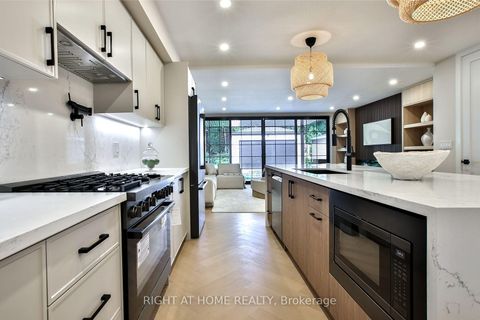 Photo 13 at 106 Eastbourne Avenue, Eglinton, Toronto