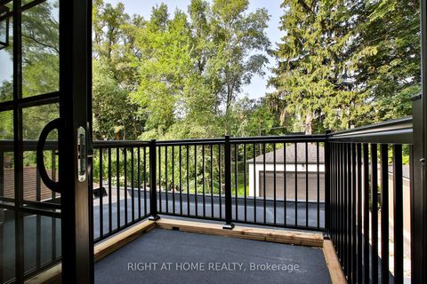 Photo 26 at 106 Eastbourne Avenue, Eglinton, Toronto