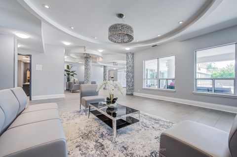 Photo 5 at 227 - 60 Fairfax Crescent, Birchmount, Toronto