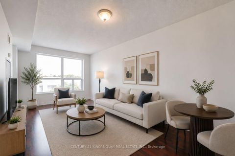 Photo 9 at 227 - 60 Fairfax Crescent, Birchmount, Toronto