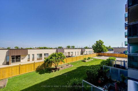 Photo 21 at 227 - 60 Fairfax Crescent, Birchmount, Toronto