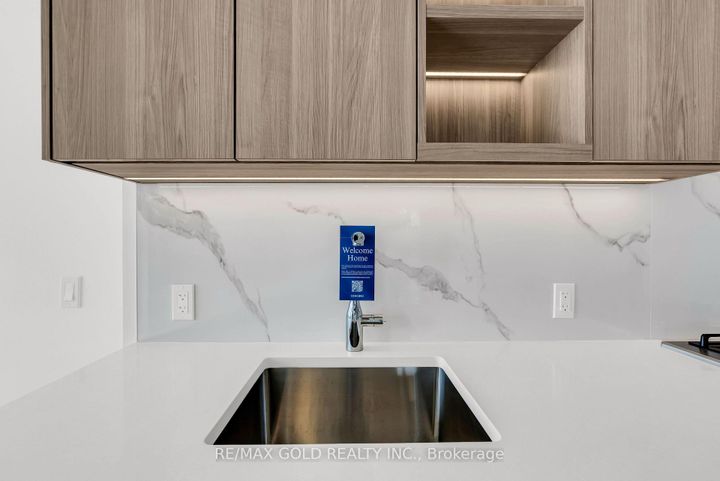 Photo 10 at 2315 - 68 Esther Shiner Boulevard, Bayview Village, Toronto