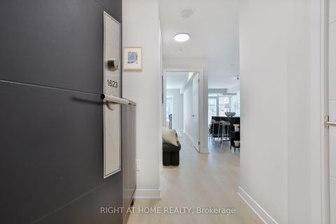 Photo 1 at 1623 - 525 Adelaide Street W, Waterfront Communities C1, Toronto