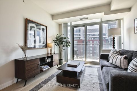 Photo 9 at 1623 - 525 Adelaide Street W, Waterfront Communities C1, Toronto