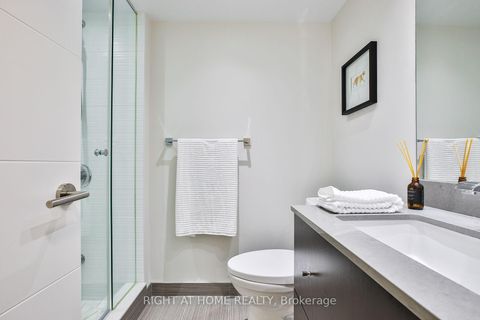 Photo 21 at 1623 - 525 Adelaide Street W, Waterfront Communities C1, Toronto