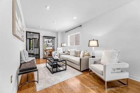 Photo 5 at 106 Larratt Lane, Westbrook, Richmond Hill