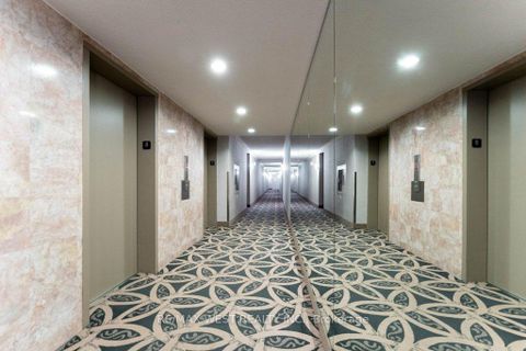 Photo 7 at 807 - 240 Scarlett Road, Smythe, Toronto