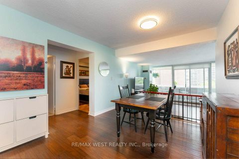 Photo 11 at 807 - 240 Scarlett Road, Smythe, Toronto