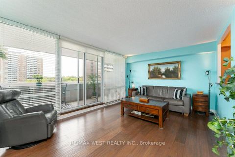 Photo 17 at 807 - 240 Scarlett Road, Smythe, Toronto