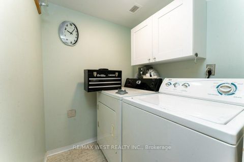 Photo 25 at 807 - 240 Scarlett Road, Smythe, Toronto